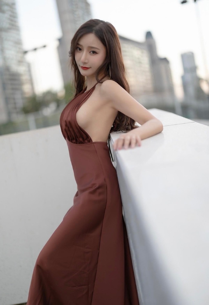 兴趣地带 封面